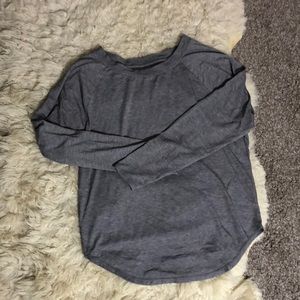 Athleta long sleeved shirt size S